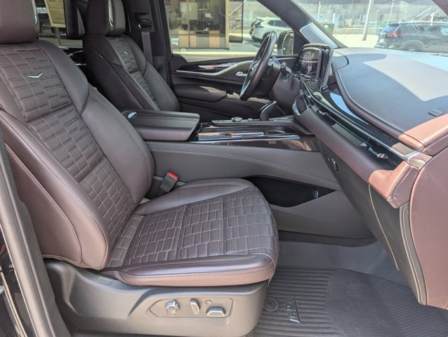 2023 Cadillac Escalade 4WD Sport Platinum