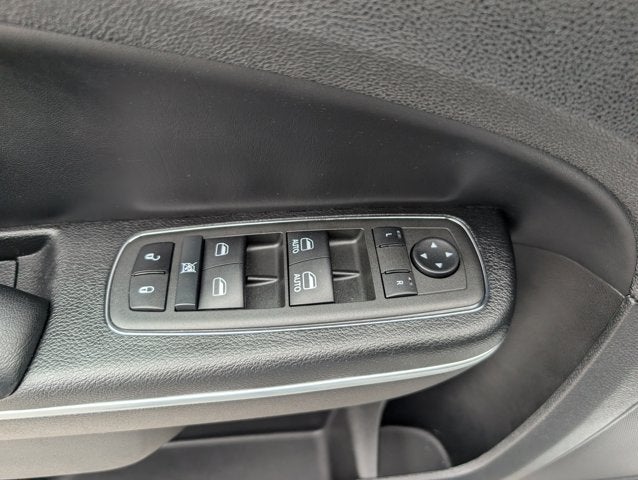 2022 Chrysler 300 Touring