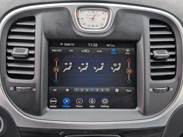 2022 Chrysler 300 Touring