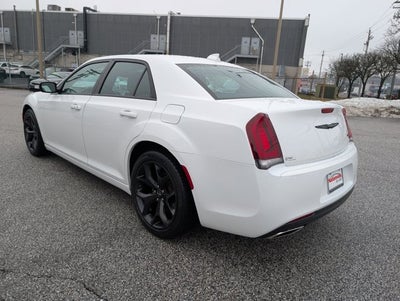 2022 Chrysler 300 Touring