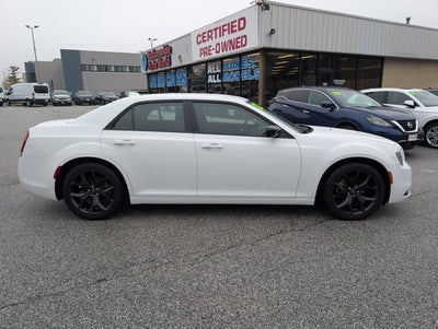 2022 Chrysler 300 Touring