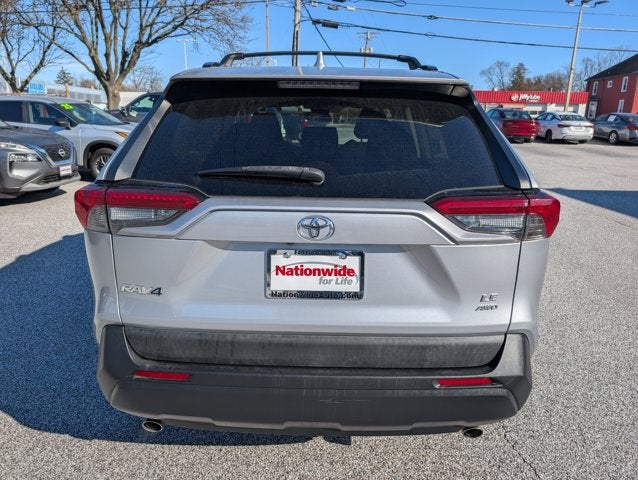 2019 Toyota RAV4 LE