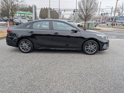 2023 Kia Forte GT-Line