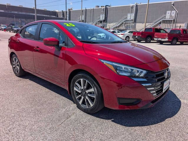 2025 Nissan Versa SV
