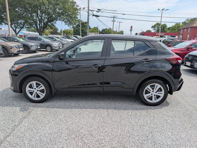 2025 Nissan Kicks Play S