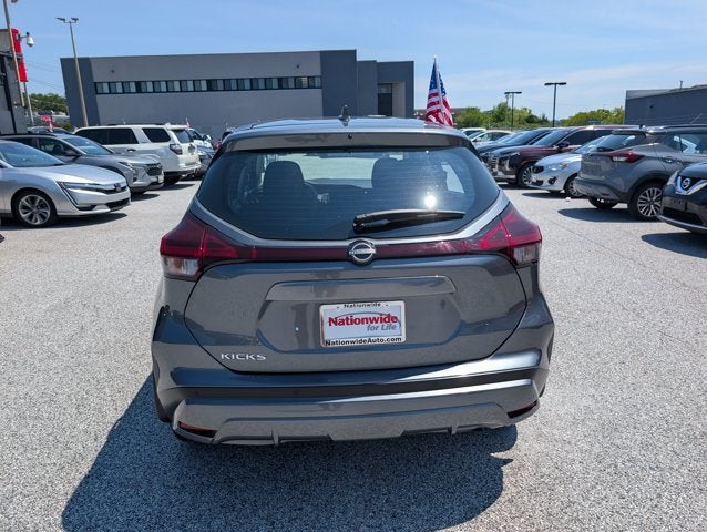 2025 Nissan Kicks Play S