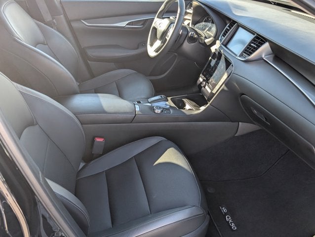 2024 INFINITI QX50 LUXE