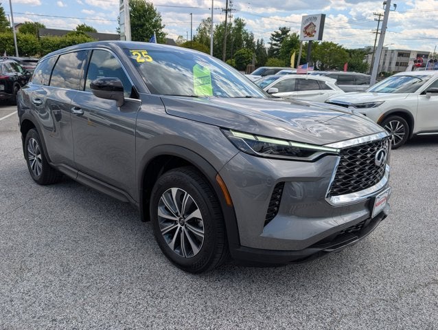 2025 INFINITI QX60 PURE