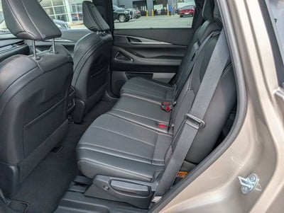 2026 INFINITI QX60 LUXE