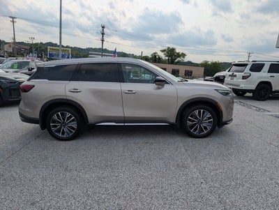 2026 INFINITI QX60 LUXE