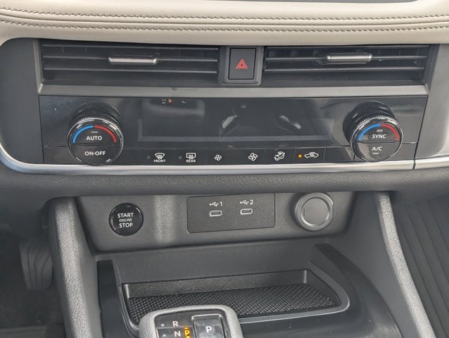 2025 Nissan Rogue SV