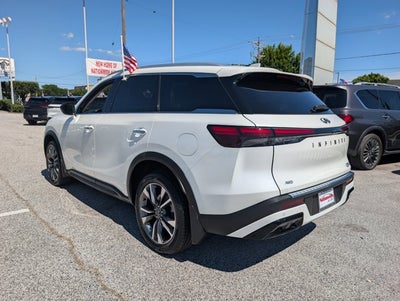 2023 INFINITI QX60 LUXE