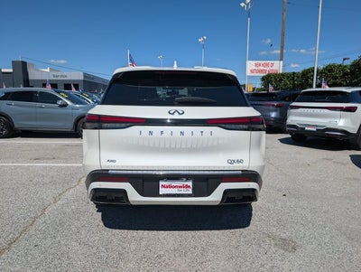 2023 INFINITI QX60 LUXE