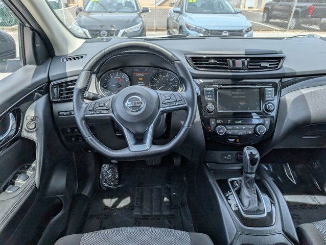2022 Nissan Rogue Sport SV
