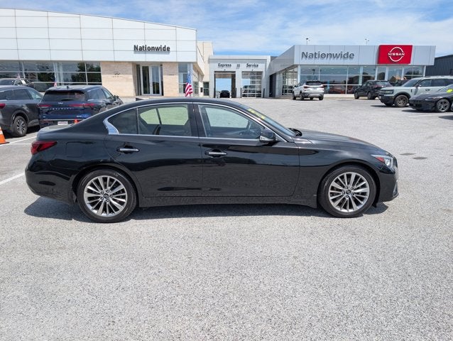 2023 INFINITI Q50 LUXE