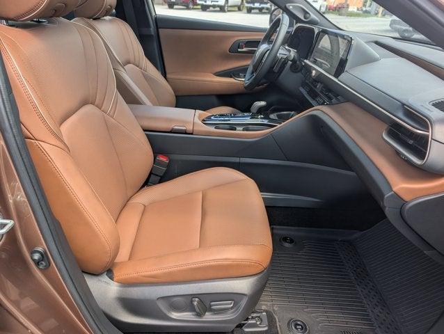 2025 Toyota Crown Signia Limited