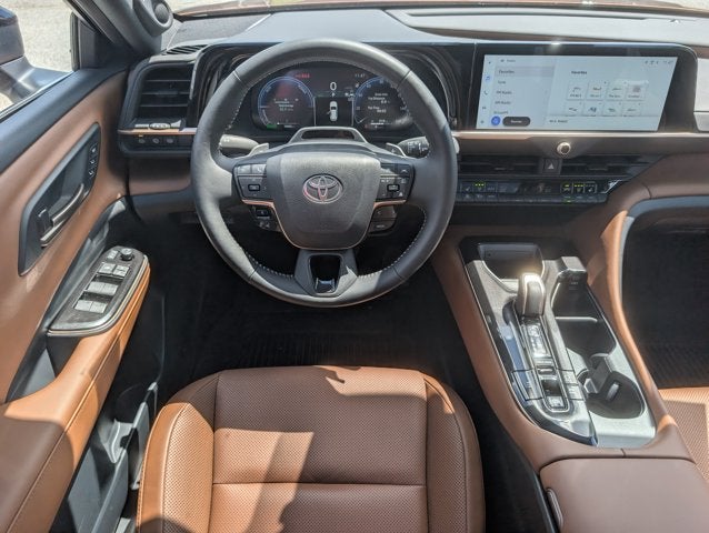 2025 Toyota Crown Signia Limited