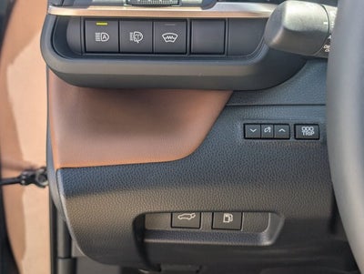 2025 Toyota Crown Signia Limited
