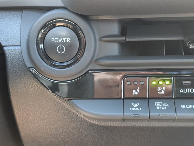 2025 Toyota Crown Signia Limited