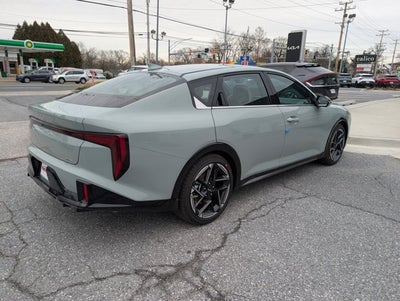 2025 Kia K4 GT-Line