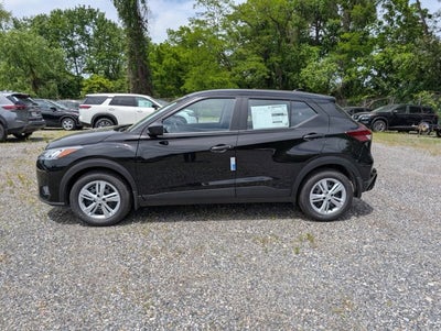 2025 Nissan Kicks Play S