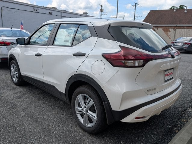 2025 Nissan Kicks Play S