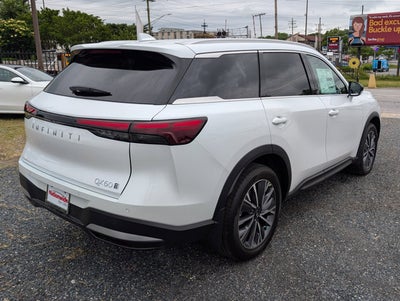 2027 INFINITI QX60 LUXE