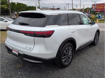 2027 INFINITI QX60 LUXE