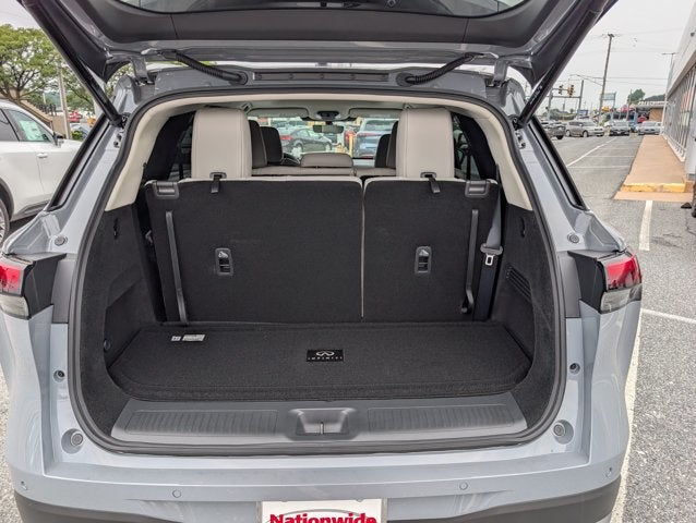 2027 INFINITI QX60 LUXE