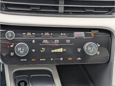 2026 INFINITI QX60 LUXE