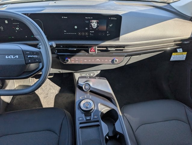 2025 Kia EV6 Light Long Range