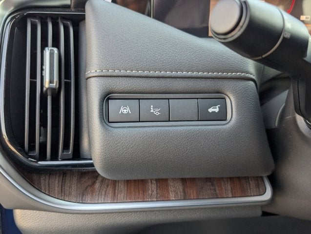 2025 Nissan Armada SL