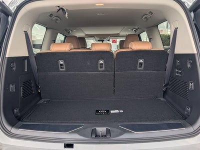 2027 INFINITI QX80 LUXE