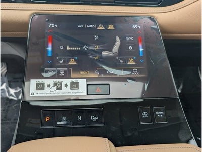 2027 INFINITI QX80 LUXE
