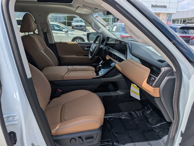 2026 INFINITI QX80 LUXE