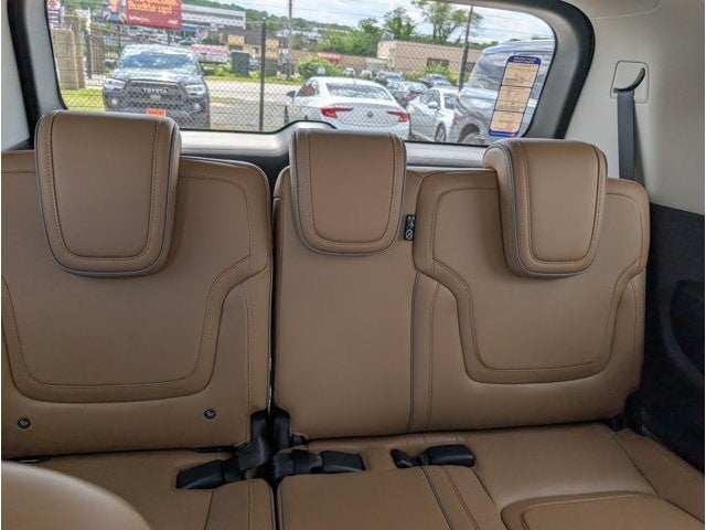 2026 INFINITI QX80 LUXE