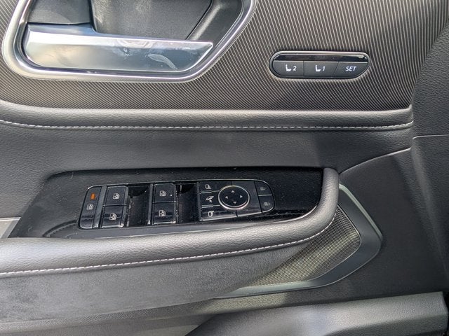2027 INFINITI QX80 LUXE
