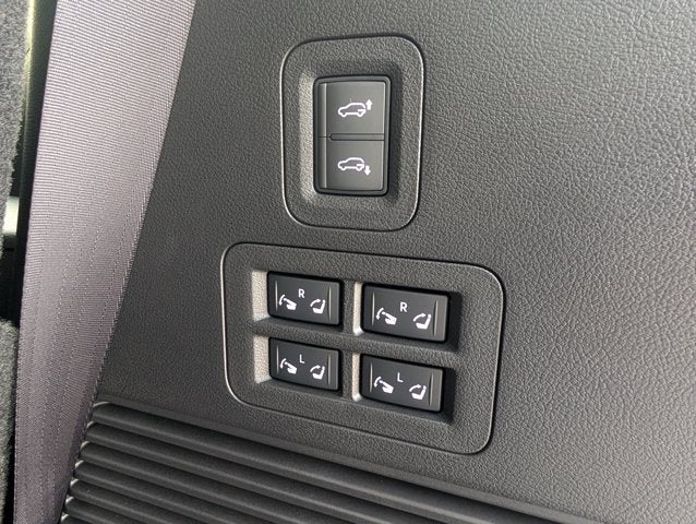 2027 INFINITI QX80 LUXE