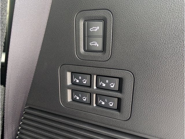 2027 INFINITI QX80 LUXE