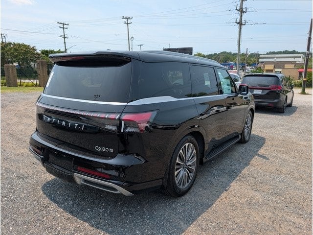 2026 INFINITI QX80 LUXE