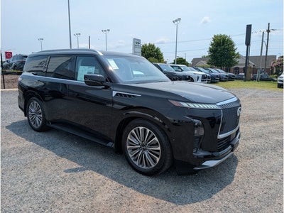 2026 INFINITI QX80 LUXE