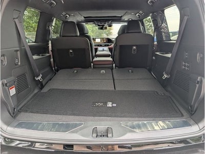 2027 INFINITI QX80 AUTOGRAPH