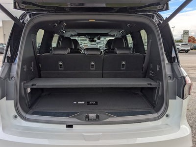 2027 INFINITI QX80 AUTOGRAPH