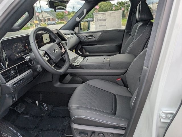 2027 INFINITI QX80 AUTOGRAPH