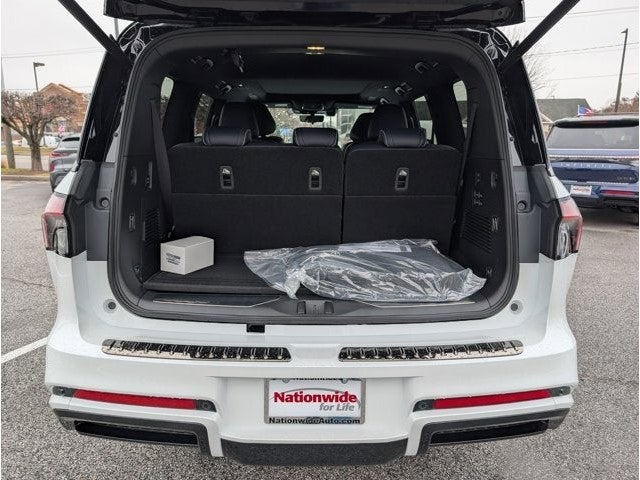 2026 INFINITI QX80 SPORT